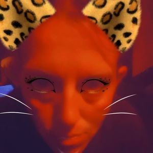 Meet your Posher, Kandy